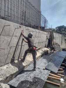 Muro de Arrimo em Concreto Armado